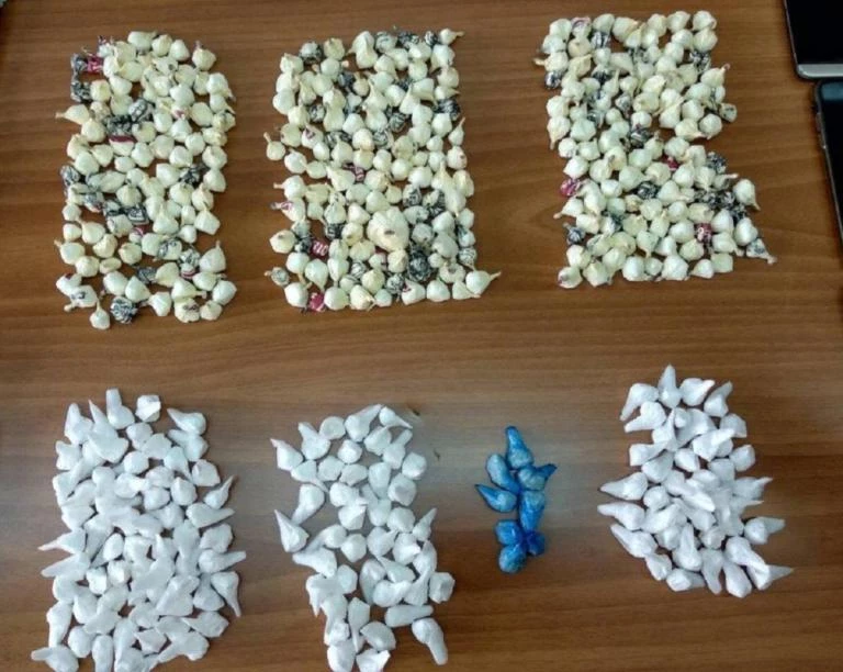 Κάποιοι στην κοσμική Αθήνα έχουν χάσει τον ύπνο τους! Επιχειρηματίες, μοντέλα και άνθρωποι των media στο πελατολόγιο της σπείρας που πουλούσε ναρκωτικά